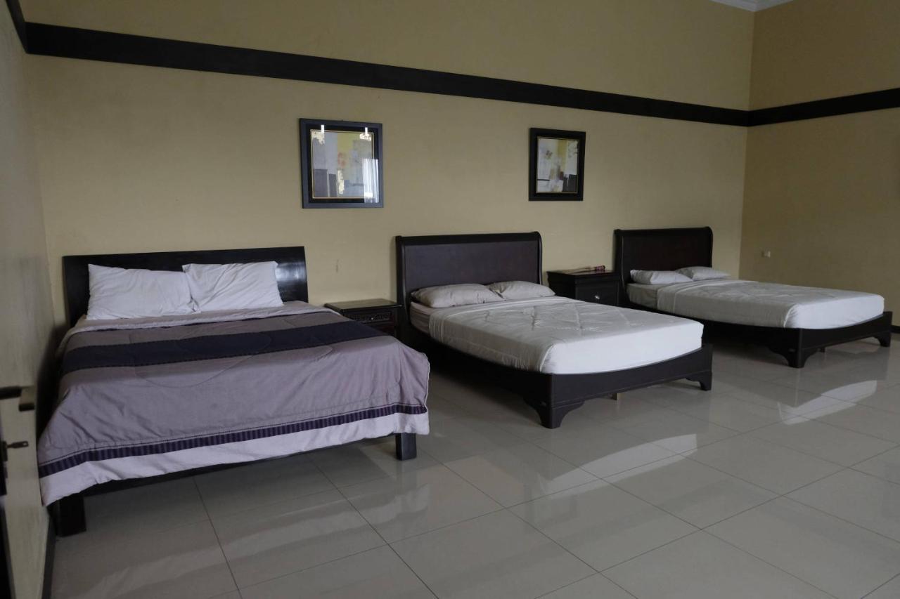 Aldeoz Villa Ciater Sarireja Екстериор снимка